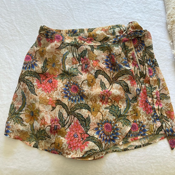 Show Me Your MuMu Floral Wrap Skort - Picture 5 of 5